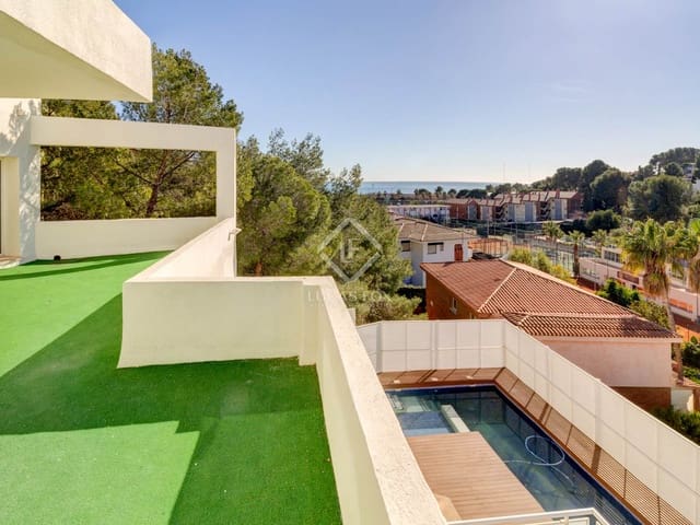 5 slaapkamer Villa te koop in Tarragona stad met zwembad - € 650.000 (Ref: 6678190)