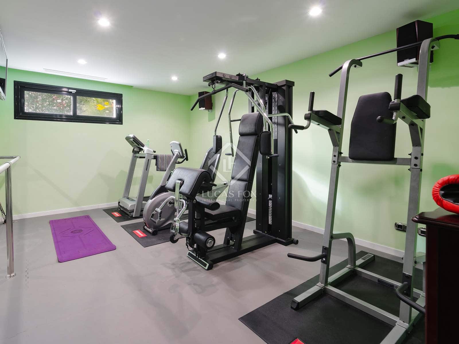 4 bedroom Villa for sale in Javea / Xabia with pool garage - € 2,950,000 (Ref: 6701068)