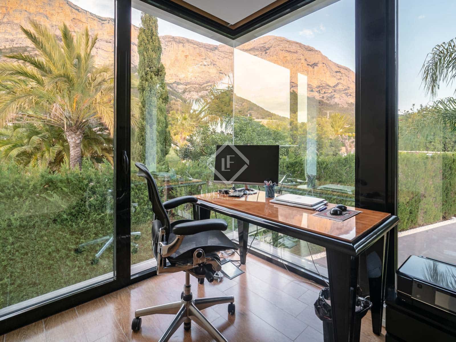 4 bedroom Villa for sale in Javea / Xabia with pool garage - € 2,950,000 (Ref: 6701068)