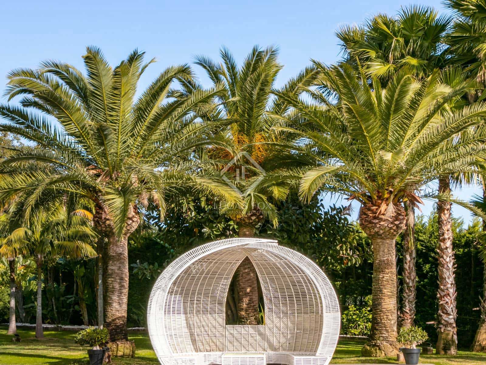 4 bedroom Villa for sale in Javea / Xabia with pool garage - € 2,950,000 (Ref: 6701068)