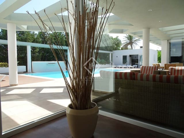 4 slaapkamer Villa te koop in Ciutadella de Menorca met zwembad garage - € 1.470.000 (Ref: 6712567)