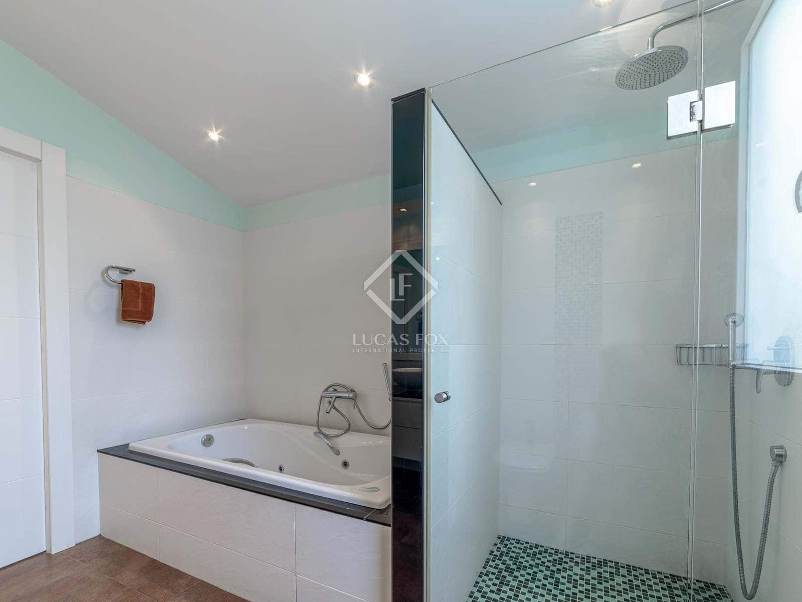 4 sypialnia Willa na sprzedaż w Ciutadella de Menorca z basenem garażem - 1 470 000 € (Ref: 6712567)