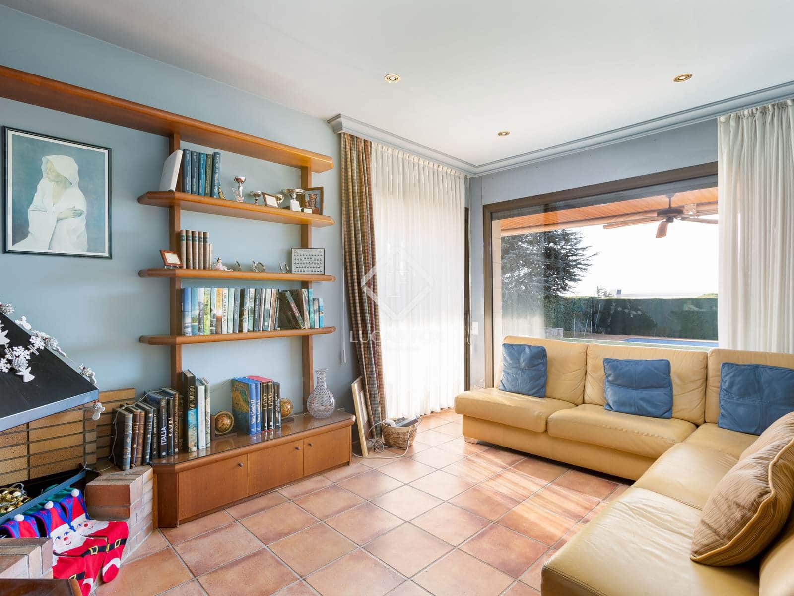 5 soverom Villa til salgs i Alella med svømmebasseng garasje - € 1 750 000 (Ref: 6727785)