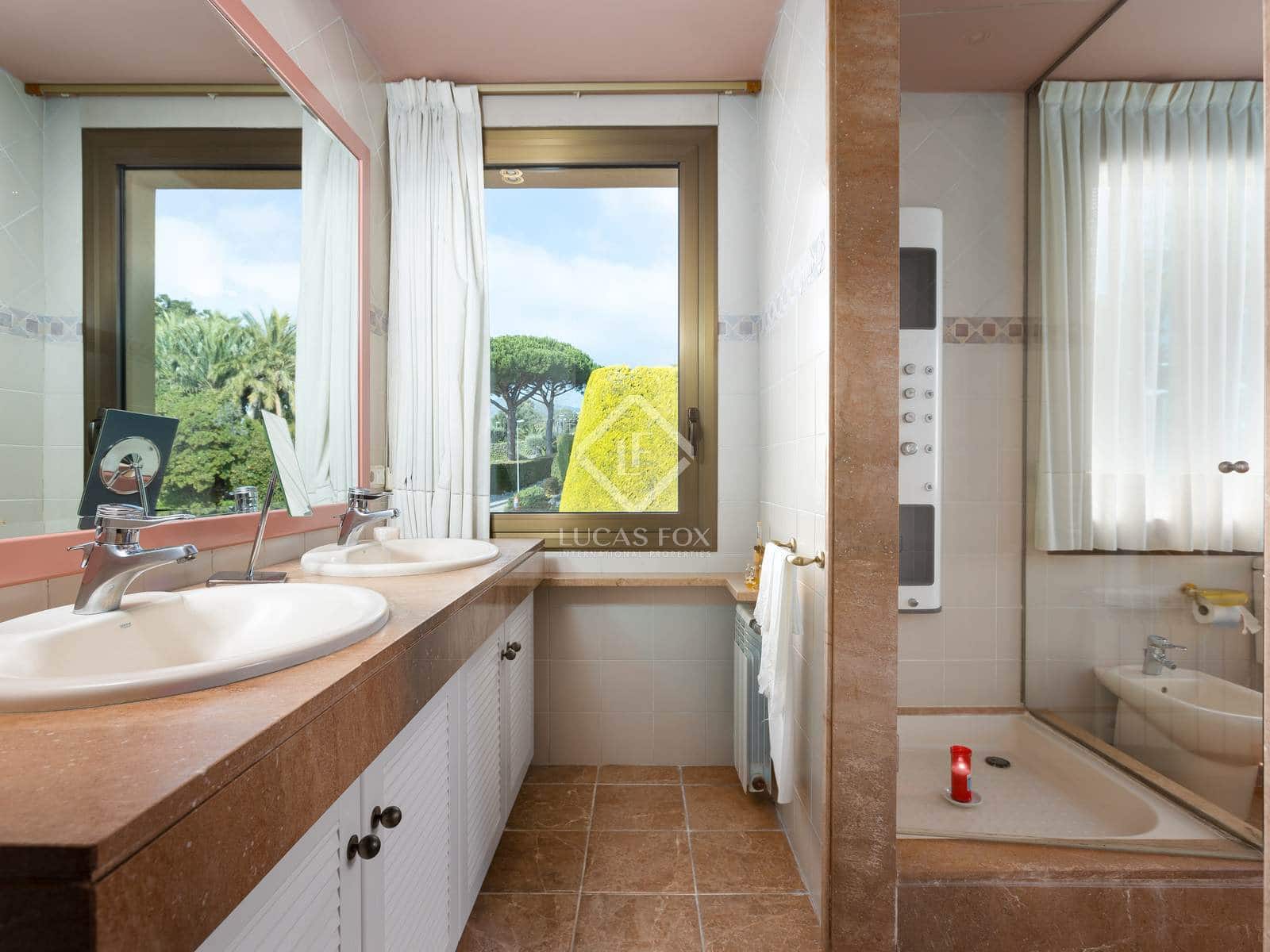 5 soverom Villa til salgs i Alella med svømmebasseng garasje - € 1 750 000 (Ref: 6727785)