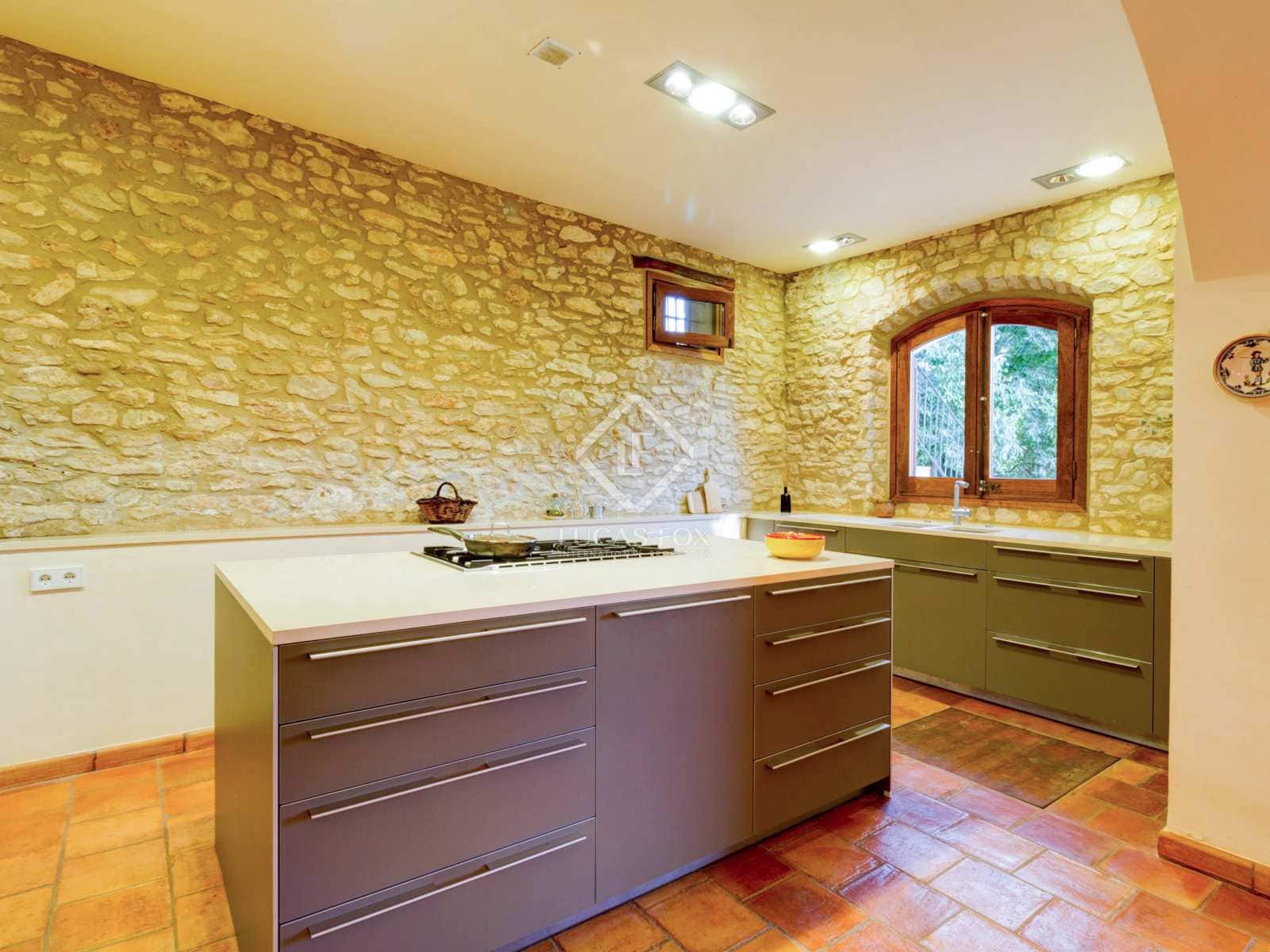 8 bedroom Finca/Country House for sale in Aiguamurcia with garage - € 2,495,000 (Ref: 6767017)