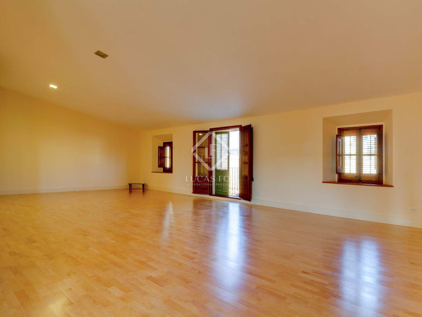 8 bedroom Finca/Country House for sale in Aiguamurcia with garage - € 2,495,000 (Ref: 6767017)