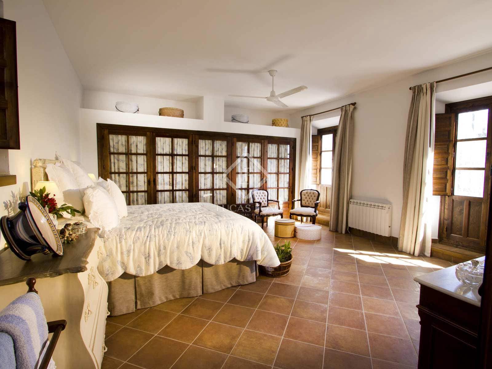 7 sovrum Finca/Hus på landet till salu i Archidona med pool garage - 895 000 € (Ref: 6767029)