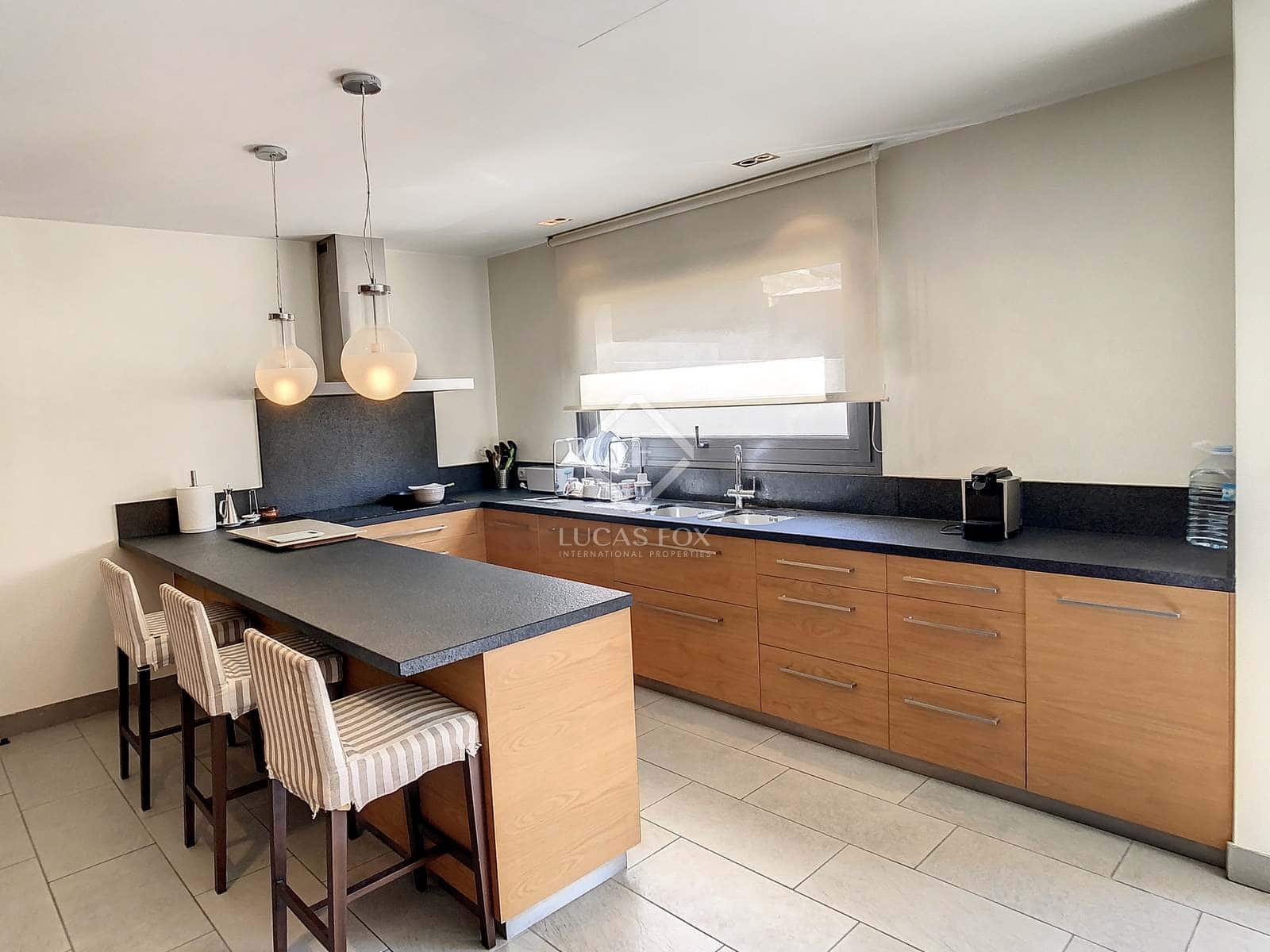 4 soveværelse Villa til salg i Mahon / Mao med swimmingpool garage - € 1.300.000 (Ref: 6774528)