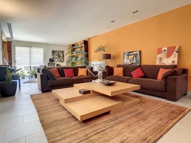 4 soveværelse Villa til salg i Mahón / Maó med swimmingpool garage - € 1.300.000 (Ref: 6774528)