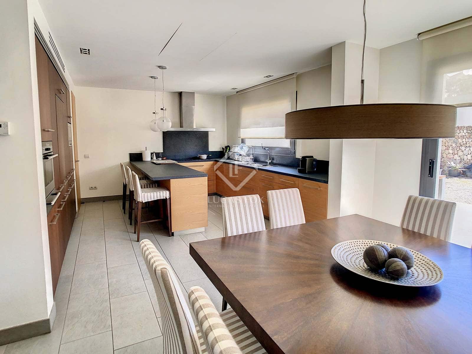 4 soveværelse Villa til salg i Mahon / Mao med swimmingpool garage - € 1.300.000 (Ref: 6774528)