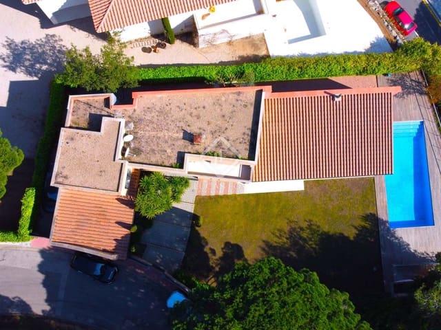 4 soverom Villa til salgs i Sant Feliu de Guíxols med garasje - € 2 500 000 (Ref: 6779527)