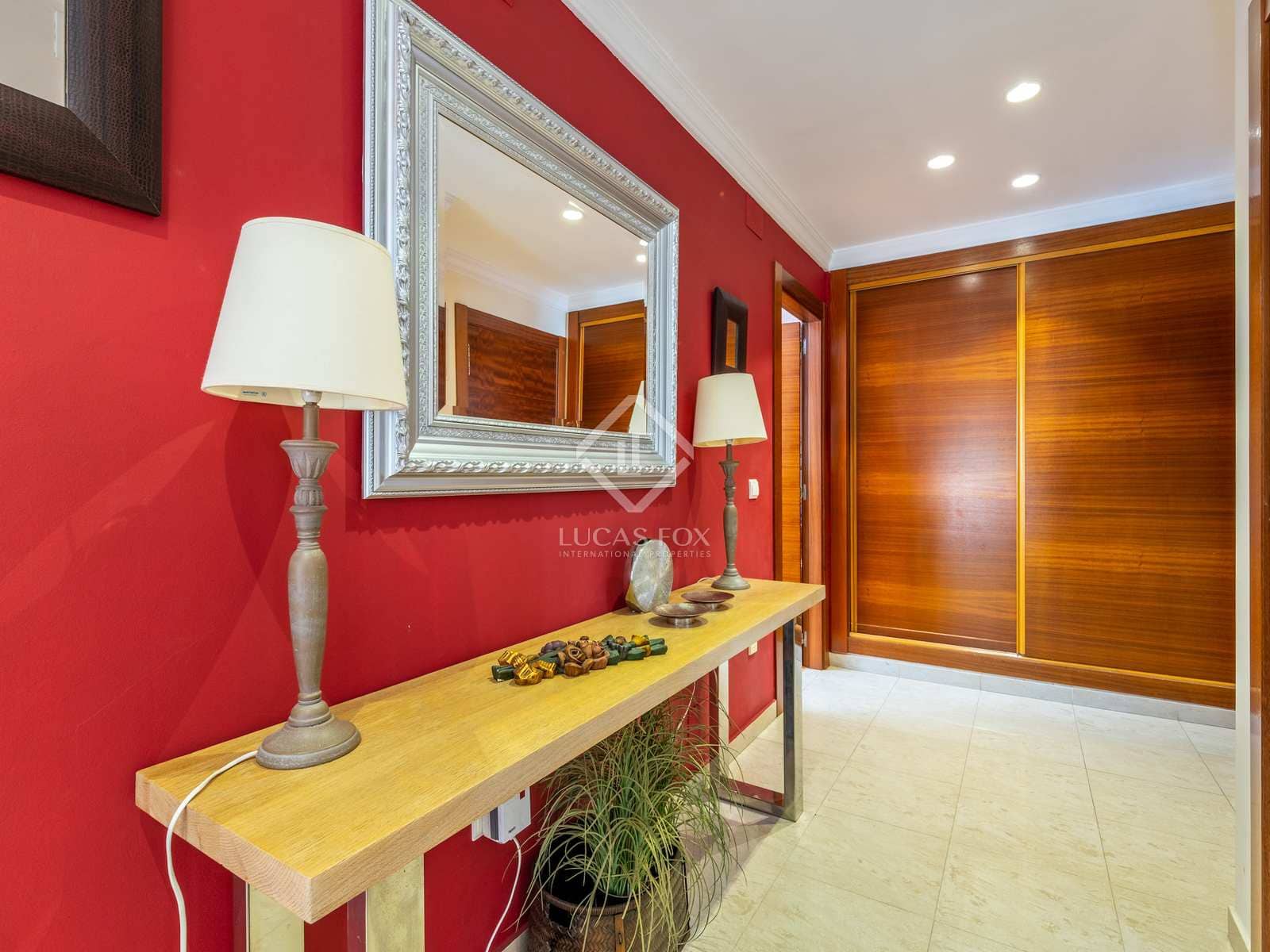 4 sypialnia Willa na sprzedaż w Miasto Alicante / Alacant z basenem garażem - 955 000 € (Ref: 6794038)