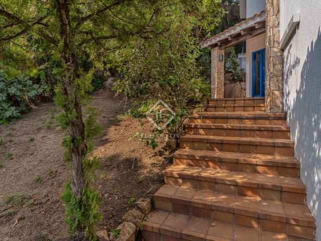 4 chambre Villa/Maison à vendre à Blanes avec garage - 950 000 € (Ref: 6822195)