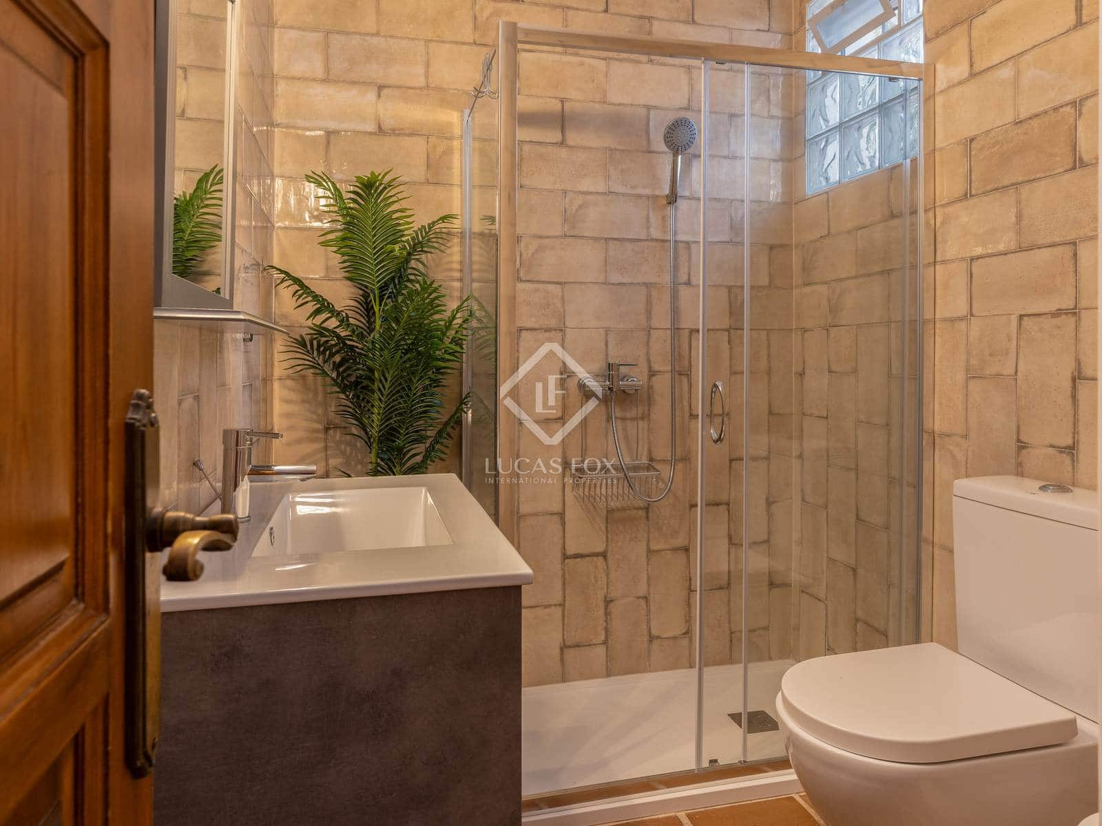 4 chambre Villa/Maison à vendre à Blanes avec garage - 950 000 € (Ref: 6822195)