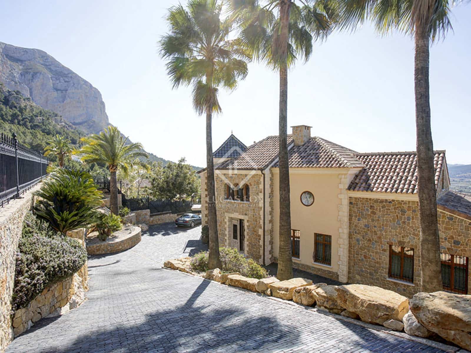 4 sypialnia Willa na sprzedaż w Javea / Xabia z basenem garażem - 3 750 000 € (Ref: 6834374)