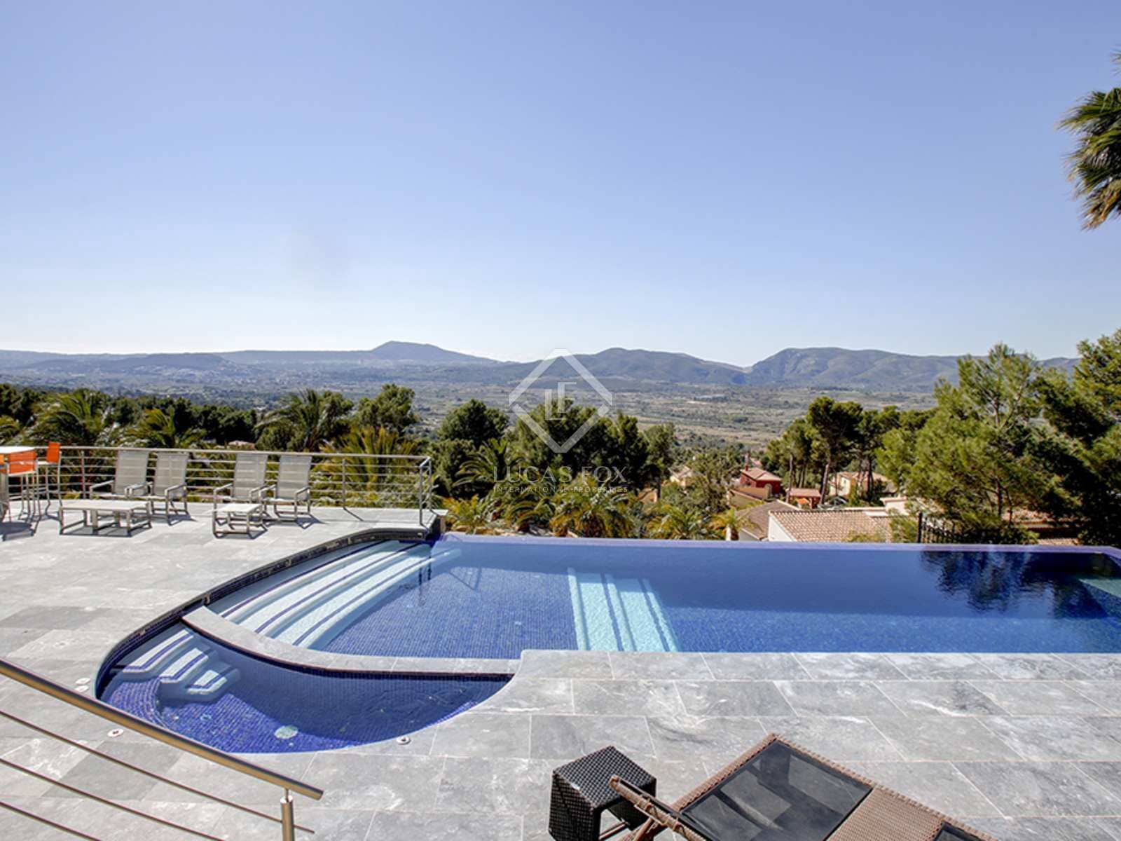 4 sypialnia Willa na sprzedaż w Javea / Xabia z basenem garażem - 3 750 000 € (Ref: 6834374)