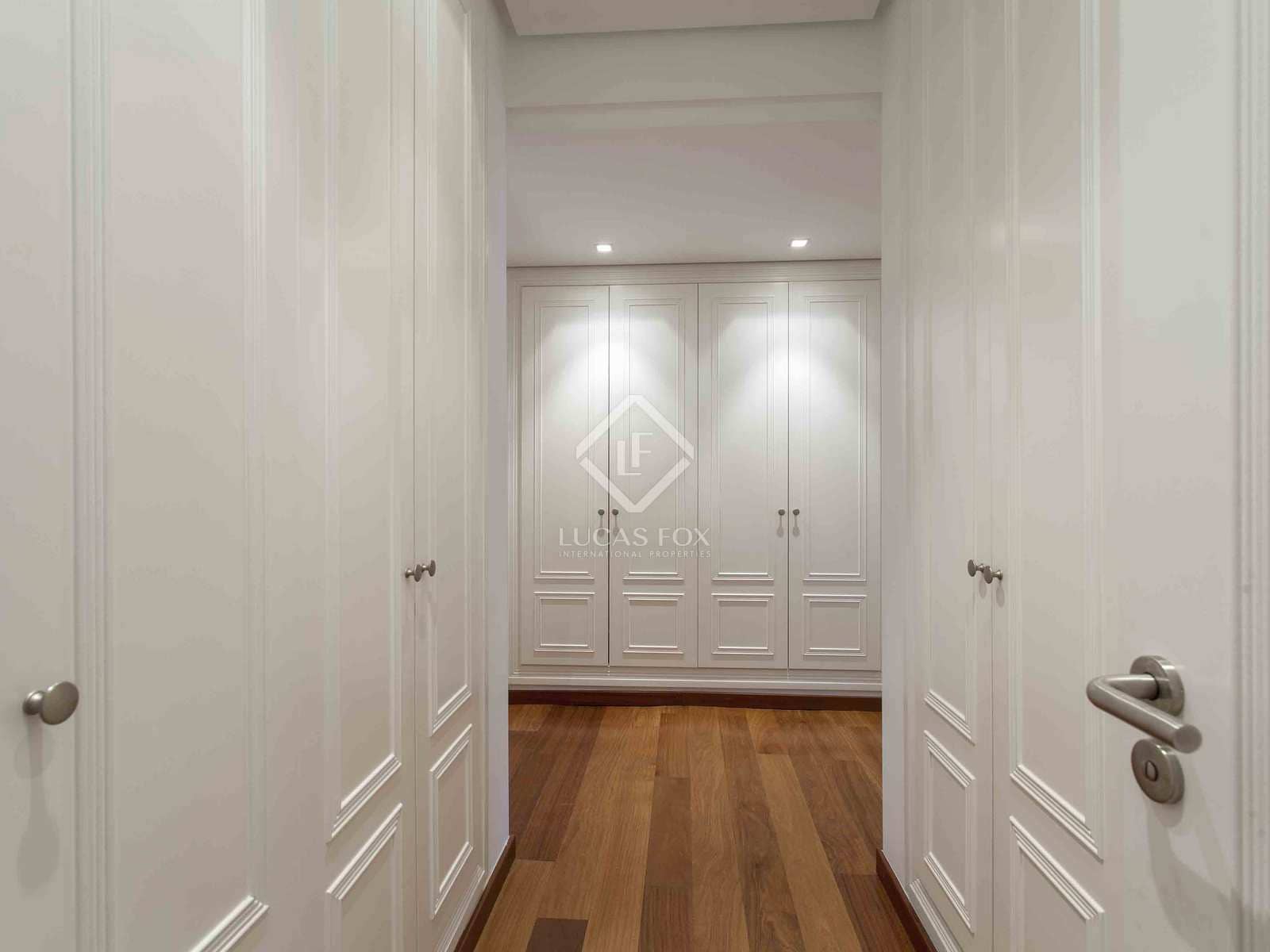 4 slaapkamer Appartement te koop in Valencia stad met garage - € 1.350.000 (Ref: 6840431)