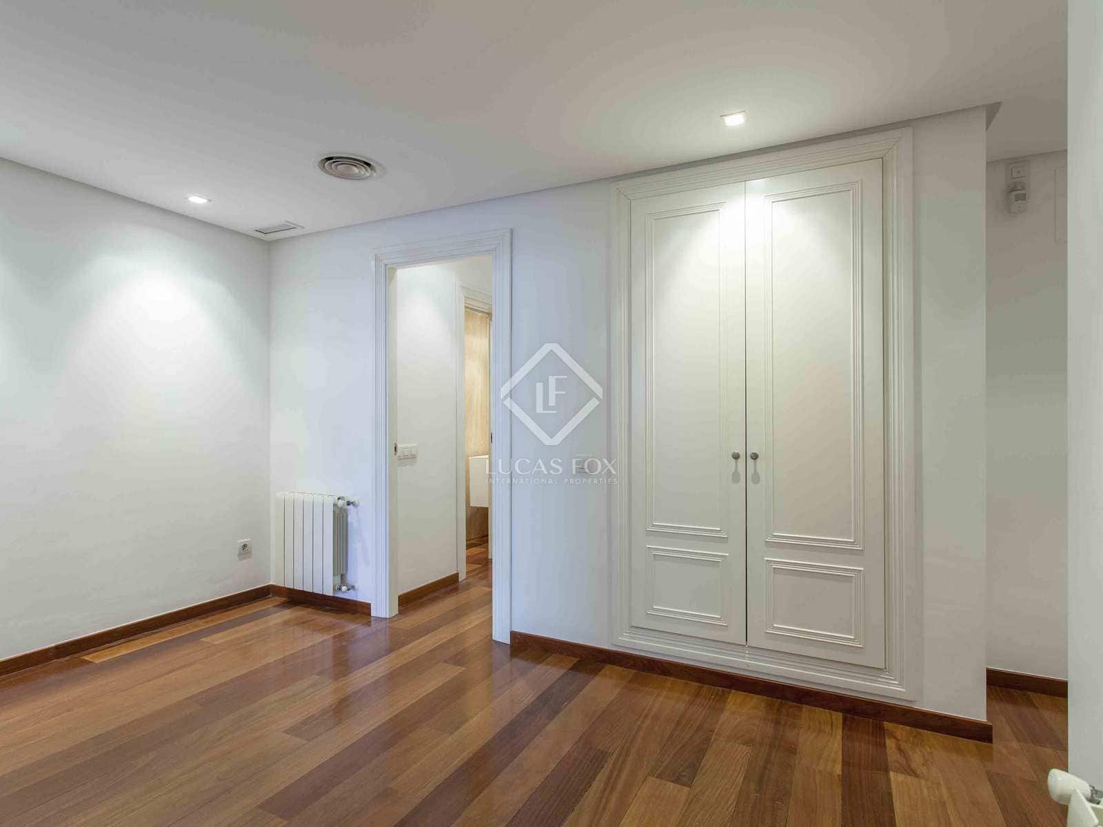 4 slaapkamer Appartement te koop in Valencia stad met garage - € 1.350.000 (Ref: 6840431)