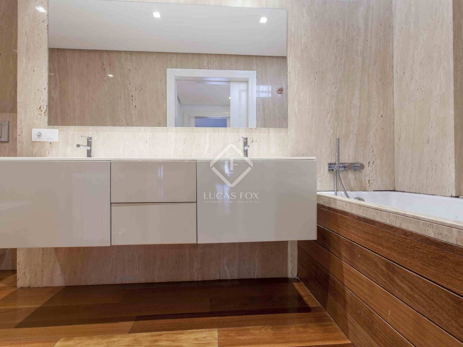 4 slaapkamer Appartement te koop in Valencia stad met garage - € 1.350.000 (Ref: 6840431)