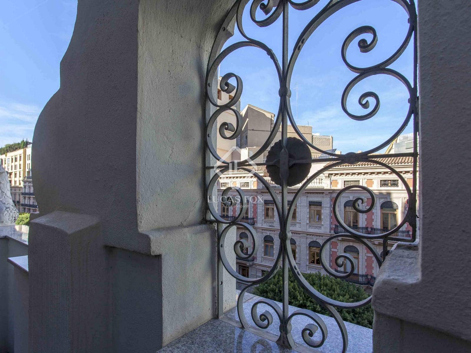 4 slaapkamer Appartement te koop in Valencia stad met garage - € 1.350.000 (Ref: 6840431)