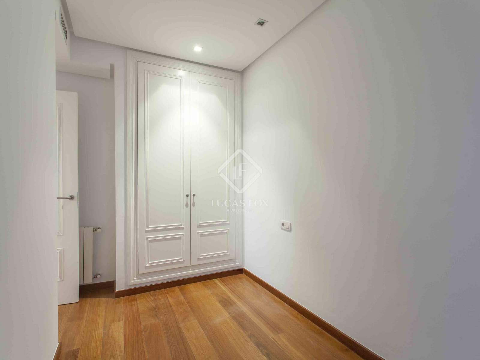 4 slaapkamer Appartement te koop in Valencia stad met garage - € 1.350.000 (Ref: 6840431)