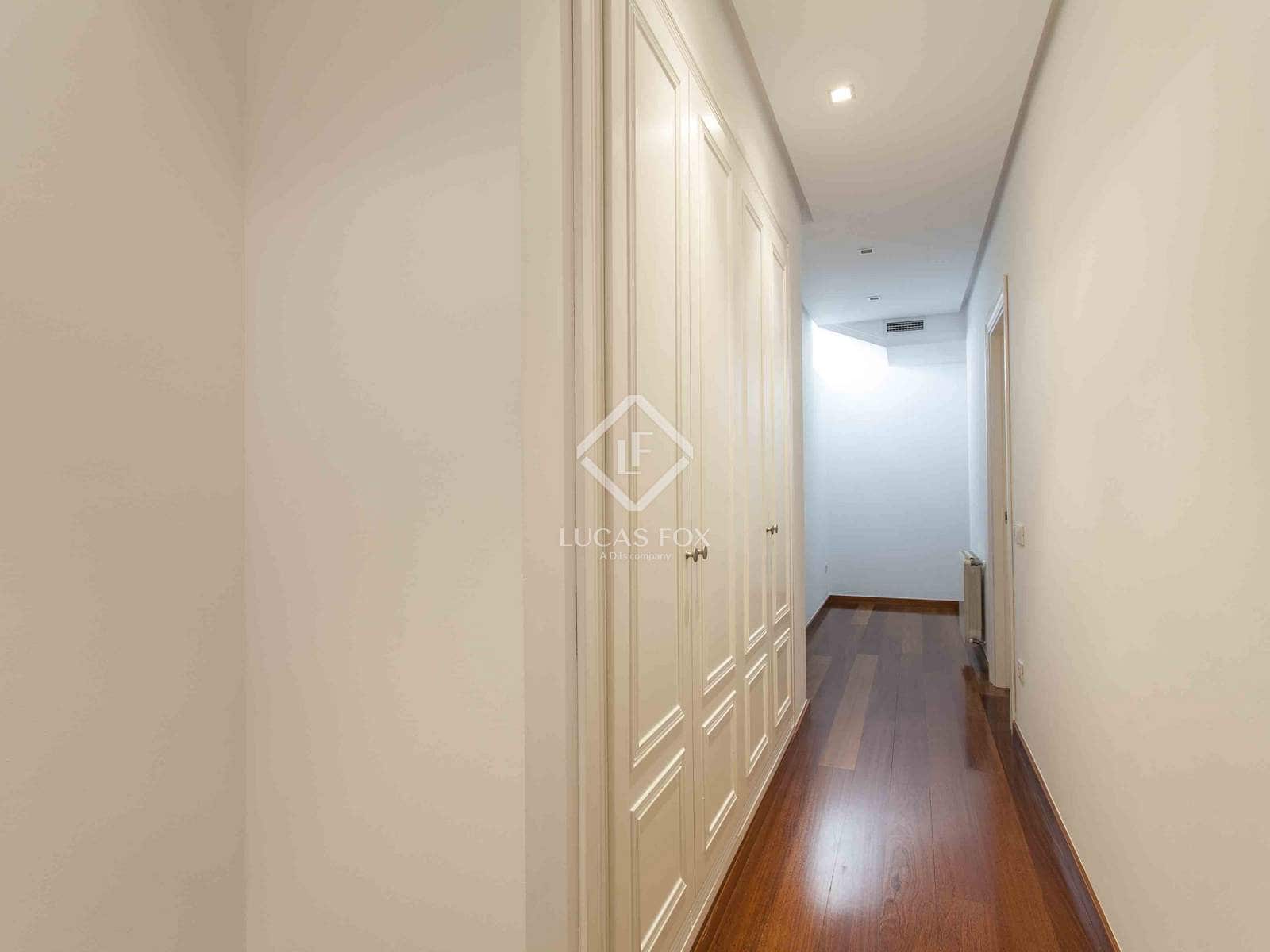 4 slaapkamer Appartement te koop in Valencia stad met garage - € 1.350.000 (Ref: 6840431)