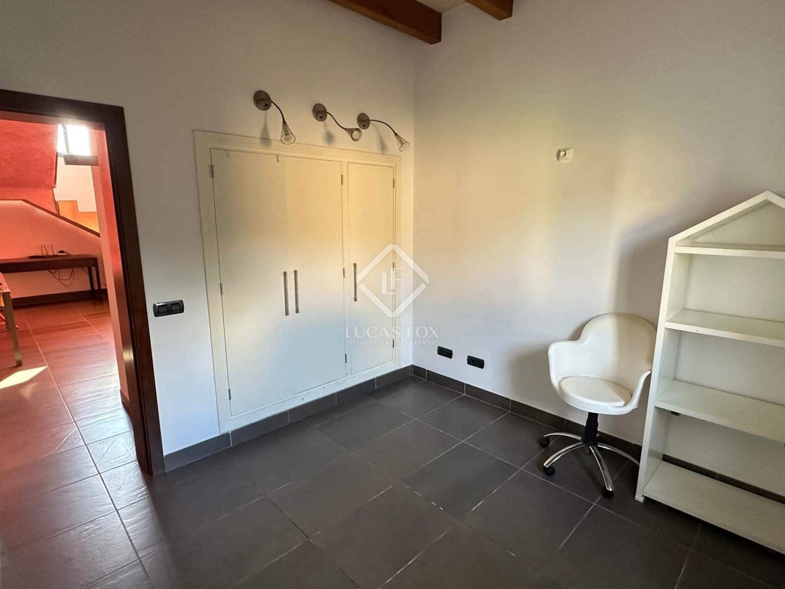 4 soverom Villa til salgs i Ciutadella de Menorca med svømmebasseng garasje - € 1 365 000 (Ref: 6848467)