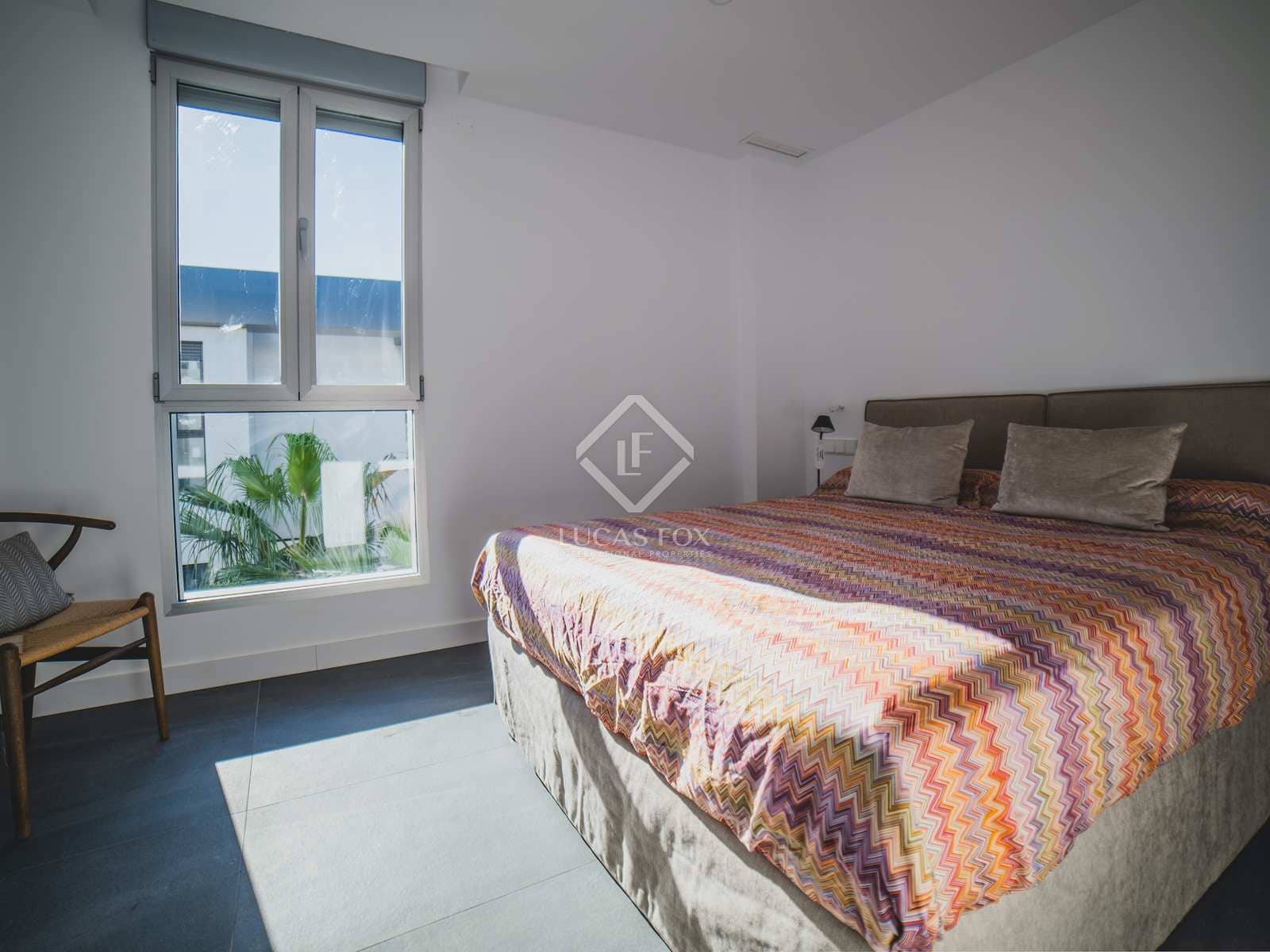 6 bedroom Villa for sale in El Campello with pool garage - € 1,790,000 (Ref: 6850873)