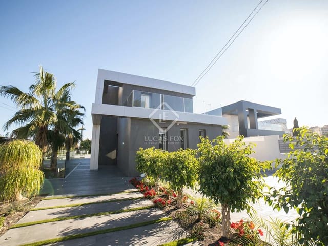6 bedroom Villa for sale in El Campello with pool garage - € 1,790,000 (Ref: 6850873)