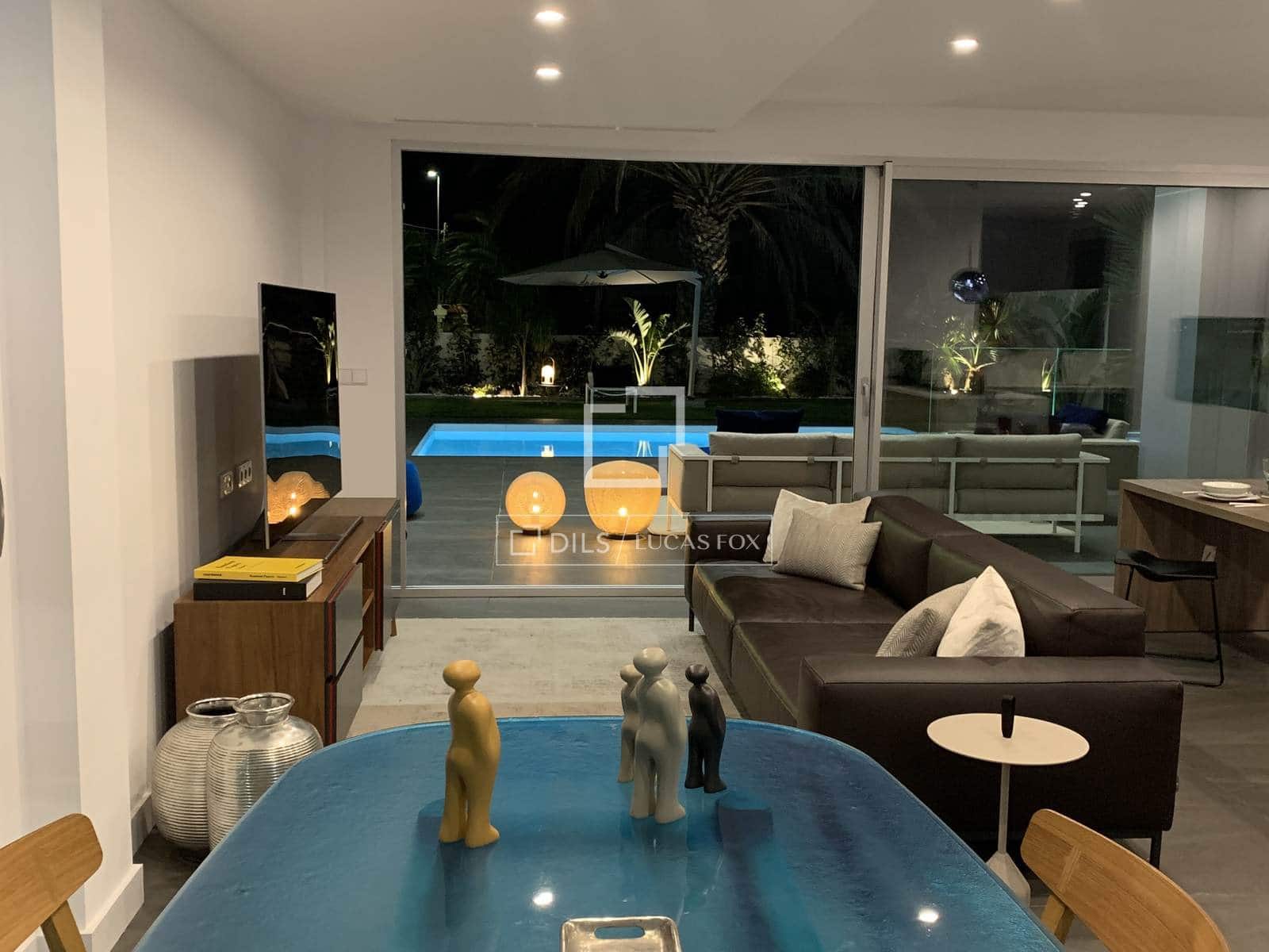 6 bedroom Villa for sale in El Campello with pool garage - € 1,790,000 (Ref: 6850873)