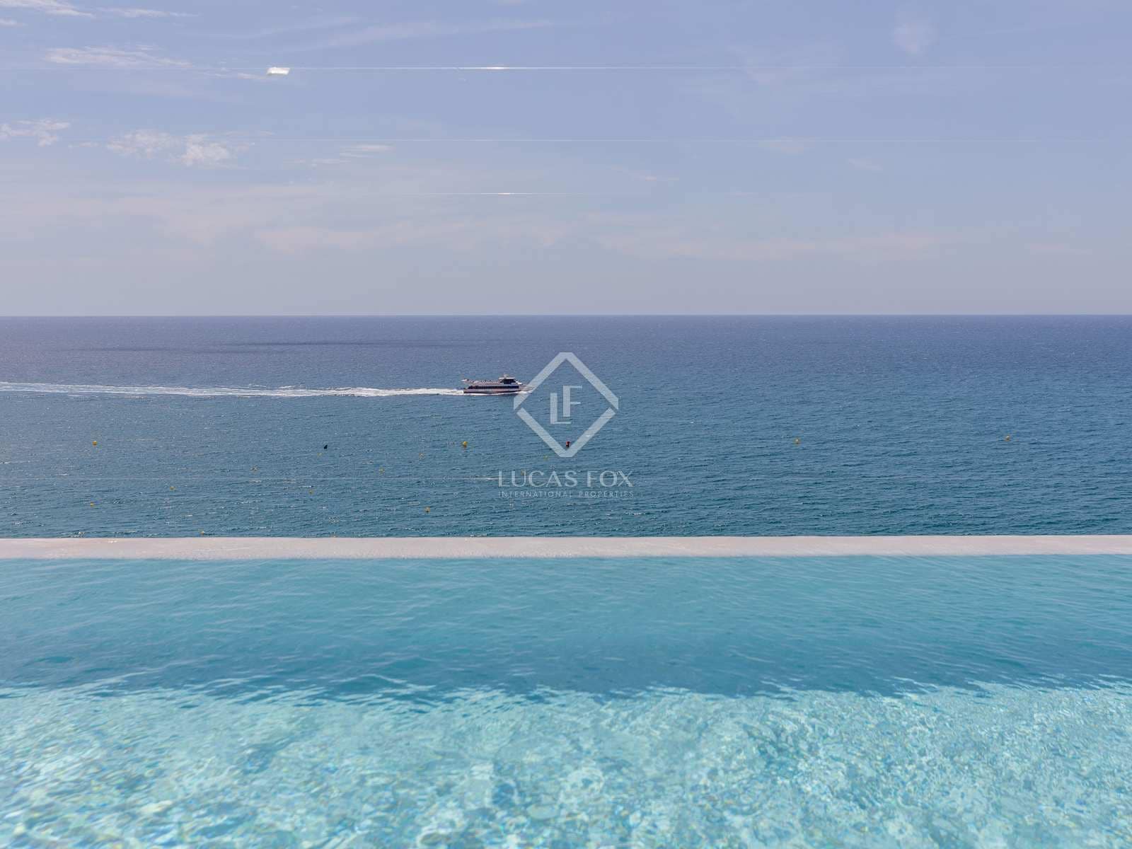 2 soverom Leilighet til salgs i Lloret de Mar med svømmebasseng garasje - € 365 000 (Ref: 6865627)