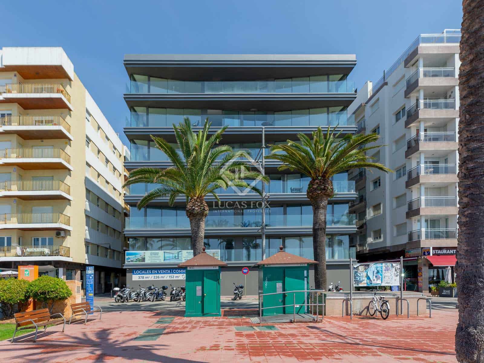 2 soverom Leilighet til salgs i Lloret de Mar med svømmebasseng garasje - € 365 000 (Ref: 6865627)