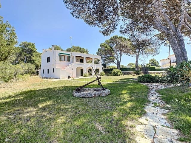 5 soveværelse Villa til salg i Ciutadella de Menorca med garage - € 985.000 (Ref: 6865634)