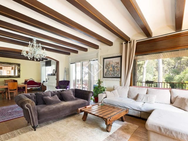 6 slaapkamer Villa te koop in Castelldefels met zwembad garage - € 2.099.000 (Ref: 6874064)