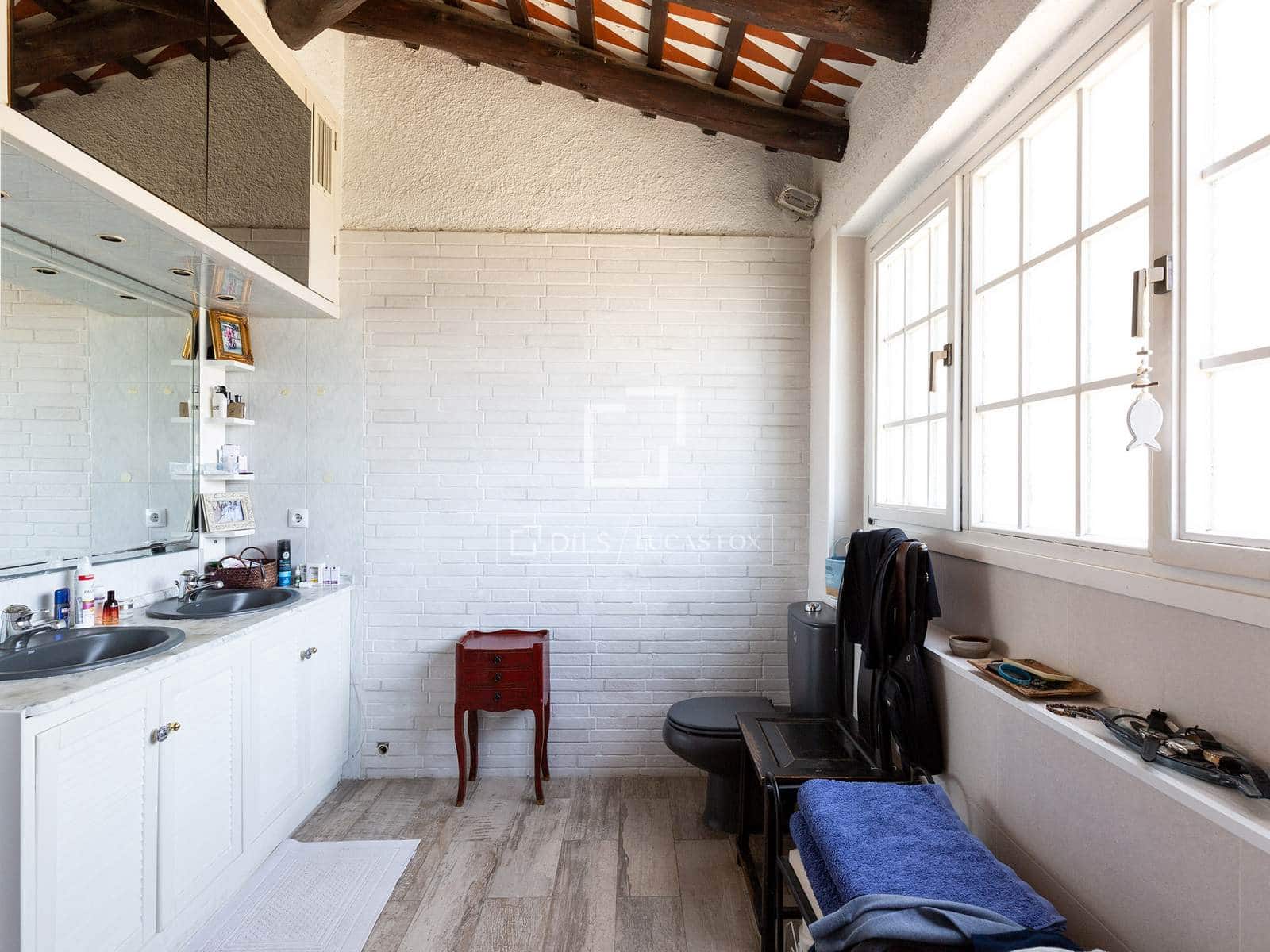 6 slaapkamer Villa te koop in Castelldefels met zwembad garage - € 2.099.000 (Ref: 6874064)