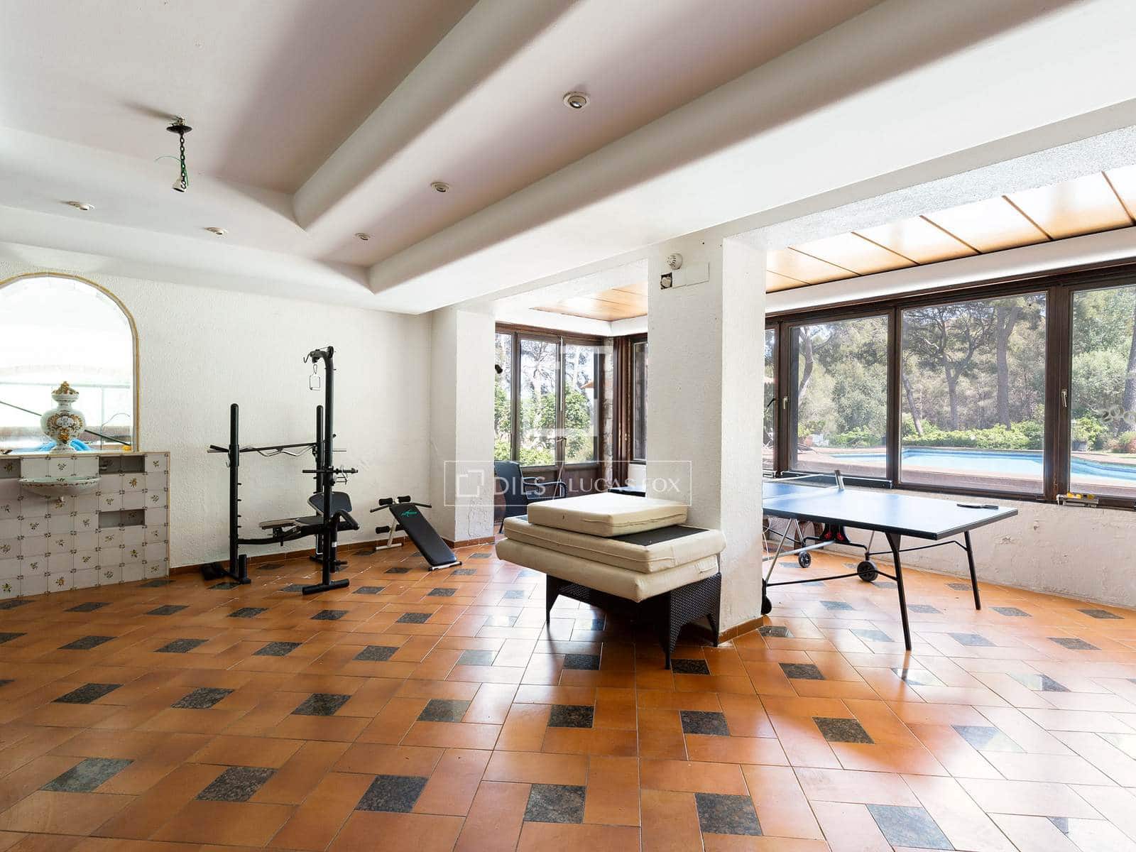 6 slaapkamer Villa te koop in Castelldefels met zwembad garage - € 2.099.000 (Ref: 6874064)