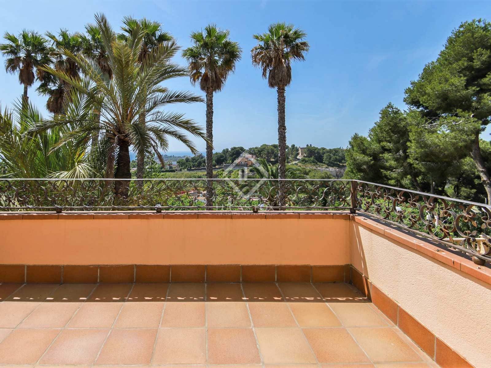 7 slaapkamer Villa te koop in Tarragona stad met zwembad garage - € 975.000 (Ref: 6884707)