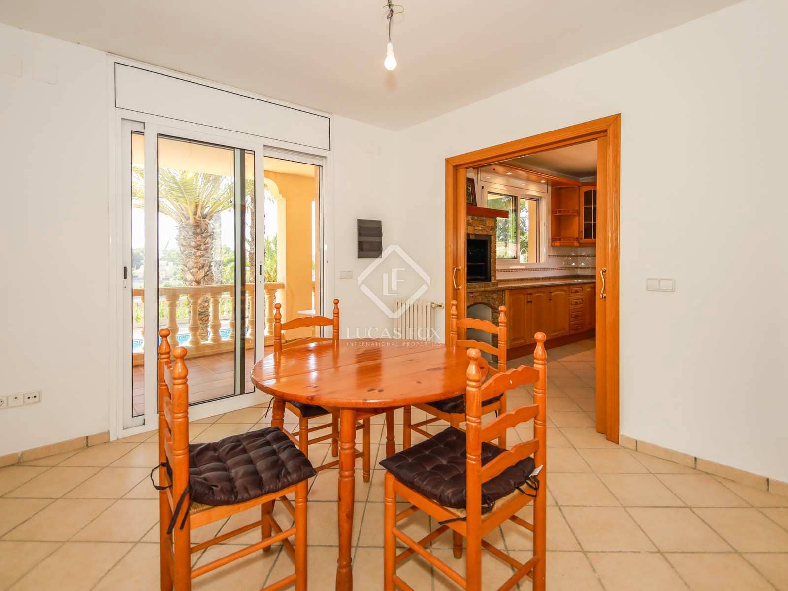 7 slaapkamer Villa te koop in Tarragona stad met zwembad garage - € 975.000 (Ref: 6884707)