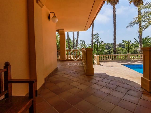 7 bedroom Villa for sale in Tarragona city with pool garage - € 975,000 (Ref: 6884707)