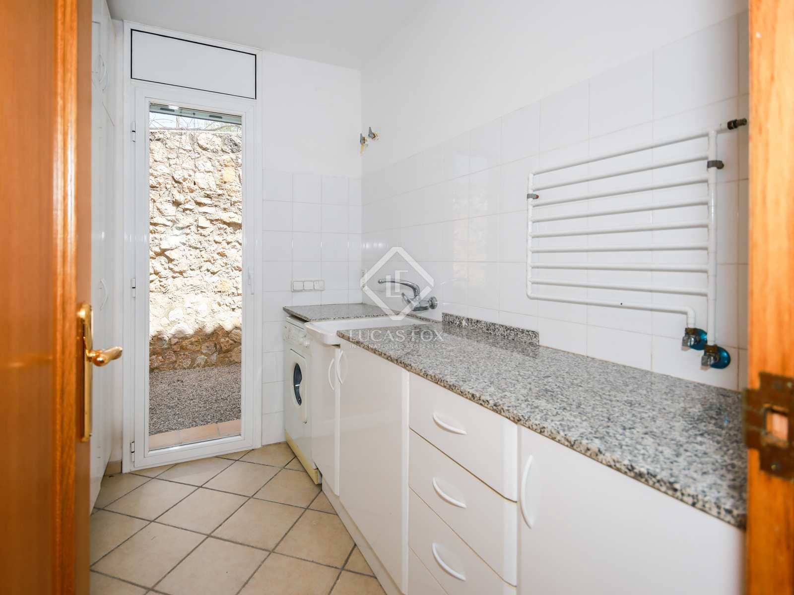 7 slaapkamer Villa te koop in Tarragona stad met zwembad garage - € 975.000 (Ref: 6884707)
