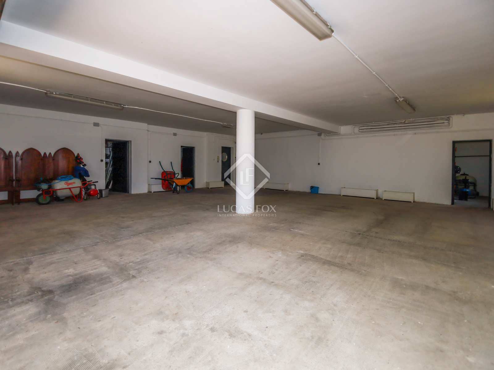 7 slaapkamer Villa te koop in Tarragona stad met zwembad garage - € 975.000 (Ref: 6884707)