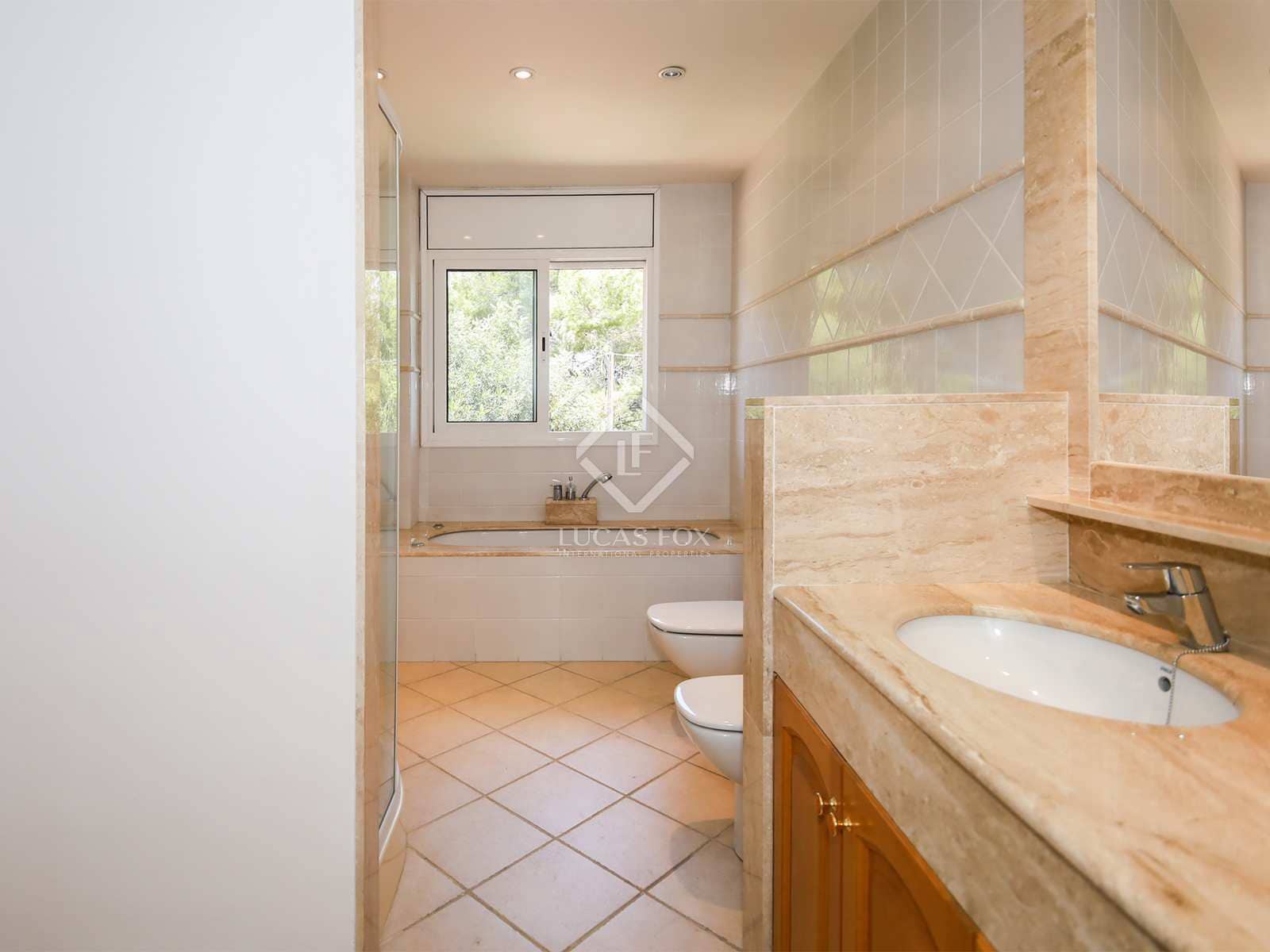 7 slaapkamer Villa te koop in Tarragona stad met zwembad garage - € 975.000 (Ref: 6884707)