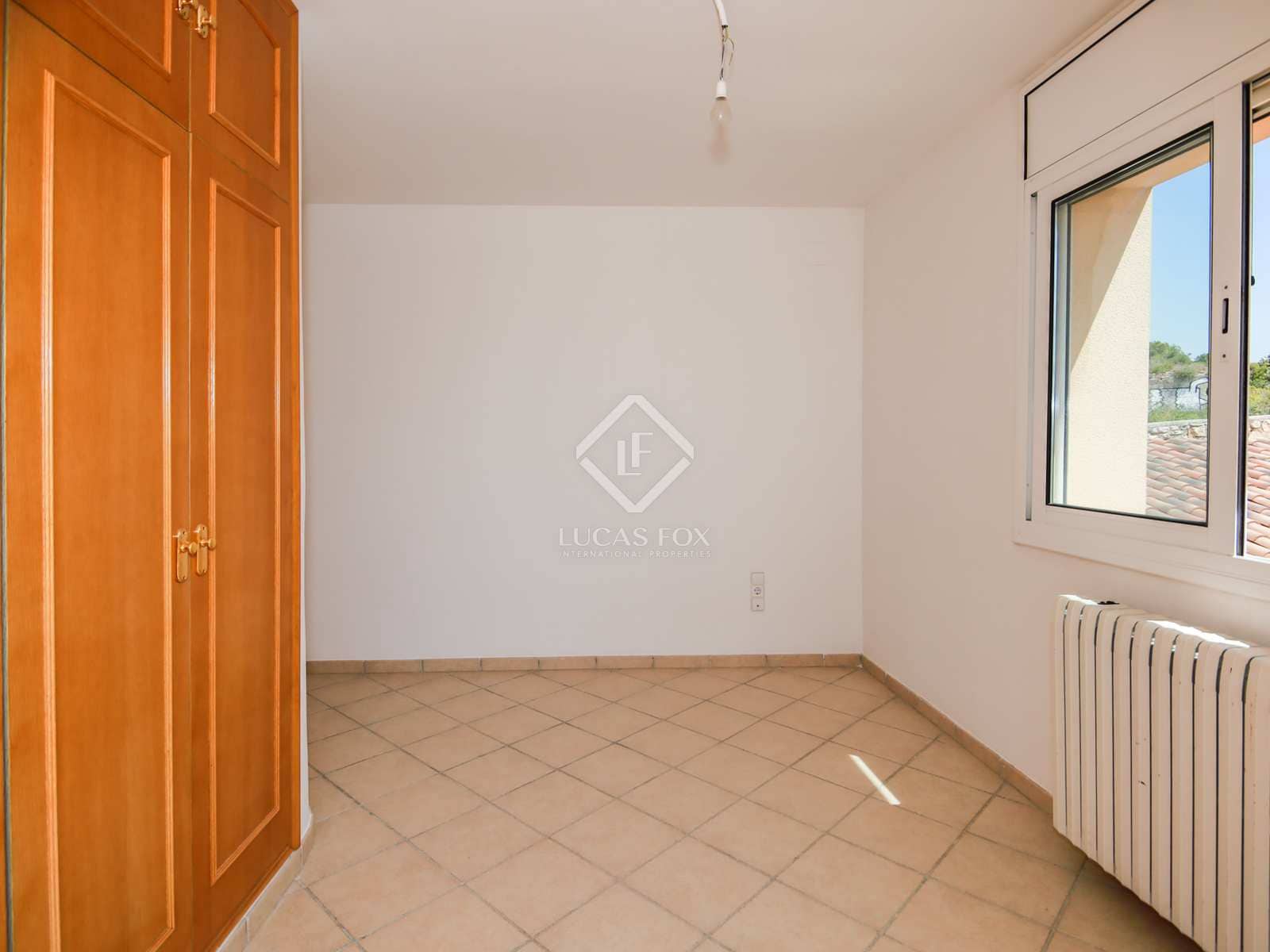 7 slaapkamer Villa te koop in Tarragona stad met zwembad garage - € 975.000 (Ref: 6884707)