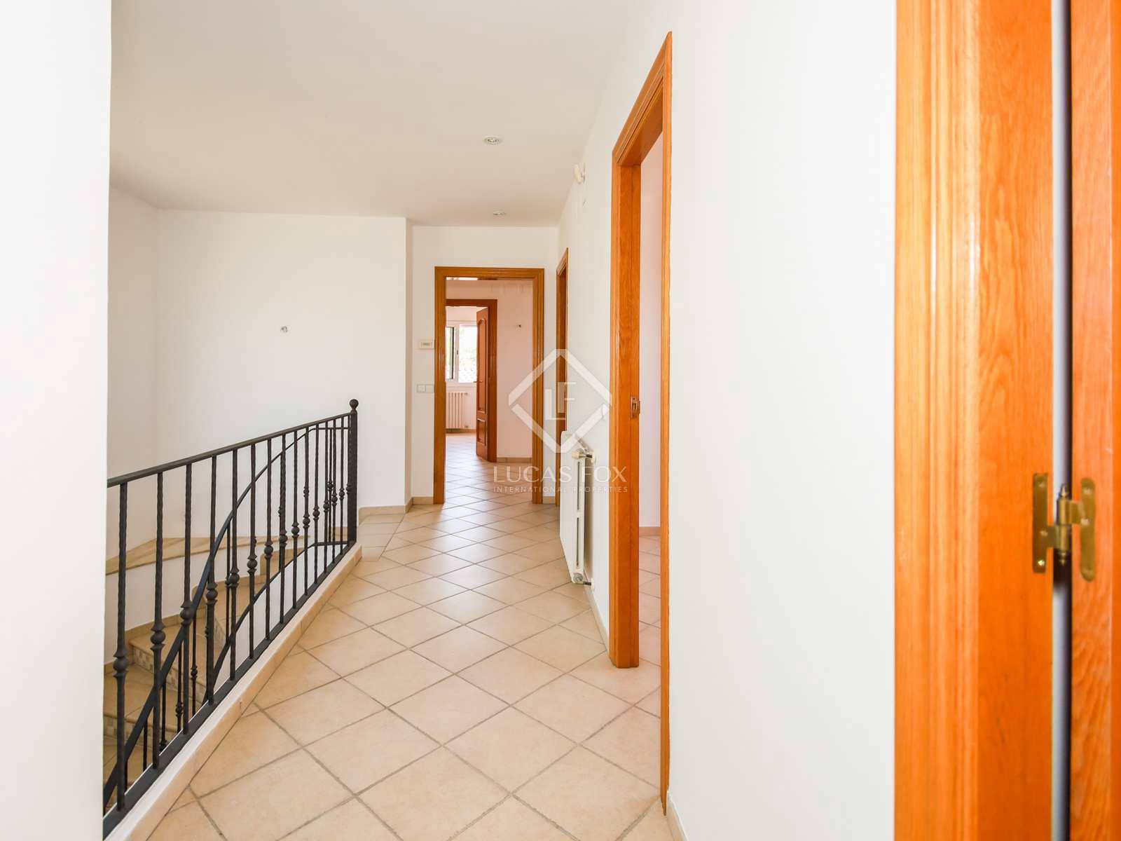 7 slaapkamer Villa te koop in Tarragona stad met zwembad garage - € 975.000 (Ref: 6884707)