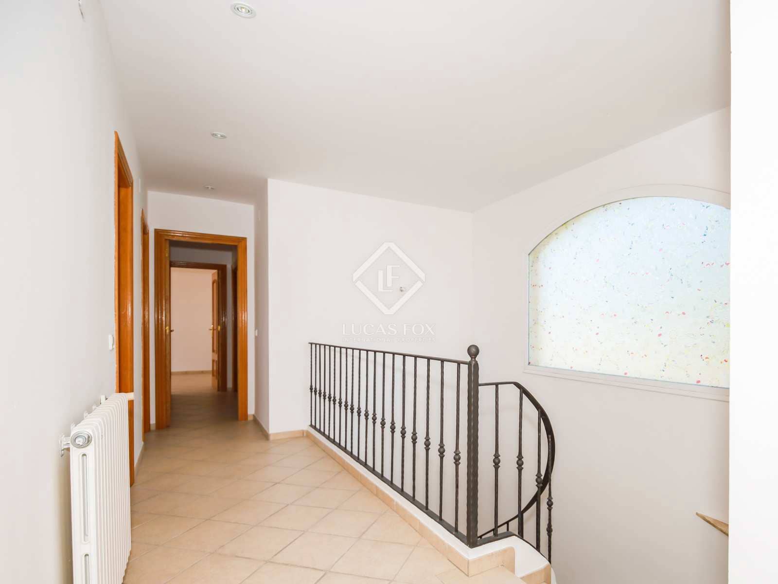 7 slaapkamer Villa te koop in Tarragona stad met zwembad garage - € 975.000 (Ref: 6884707)