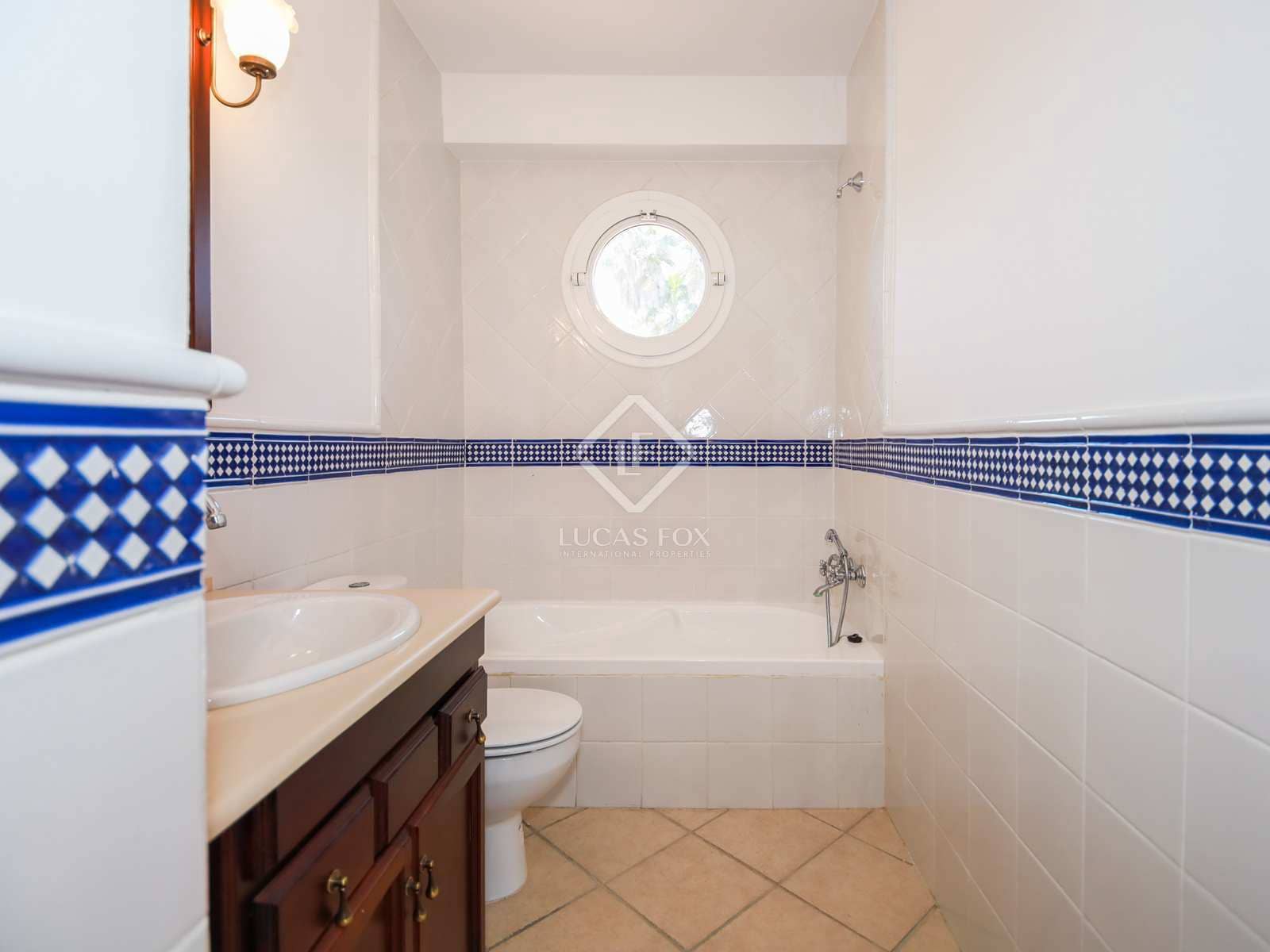 7 slaapkamer Villa te koop in Tarragona stad met zwembad garage - € 975.000 (Ref: 6884707)