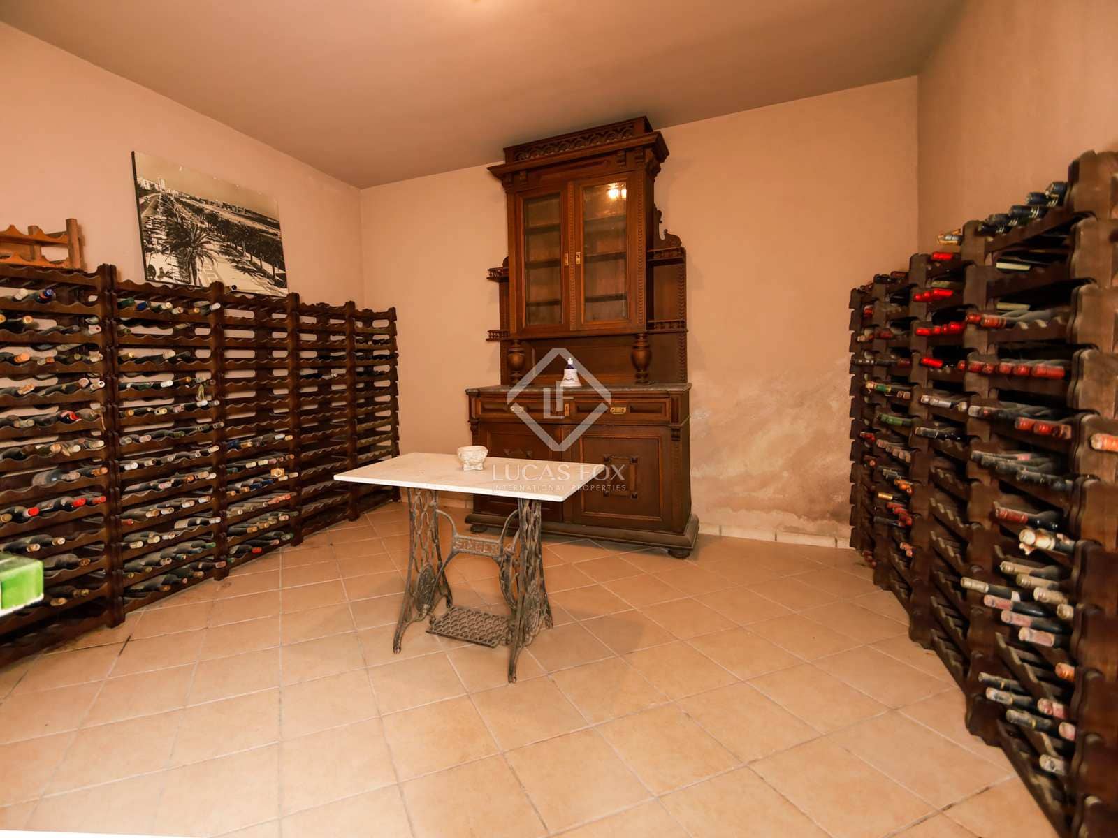 7 slaapkamer Villa te koop in Tarragona stad met zwembad garage - € 975.000 (Ref: 6884707)