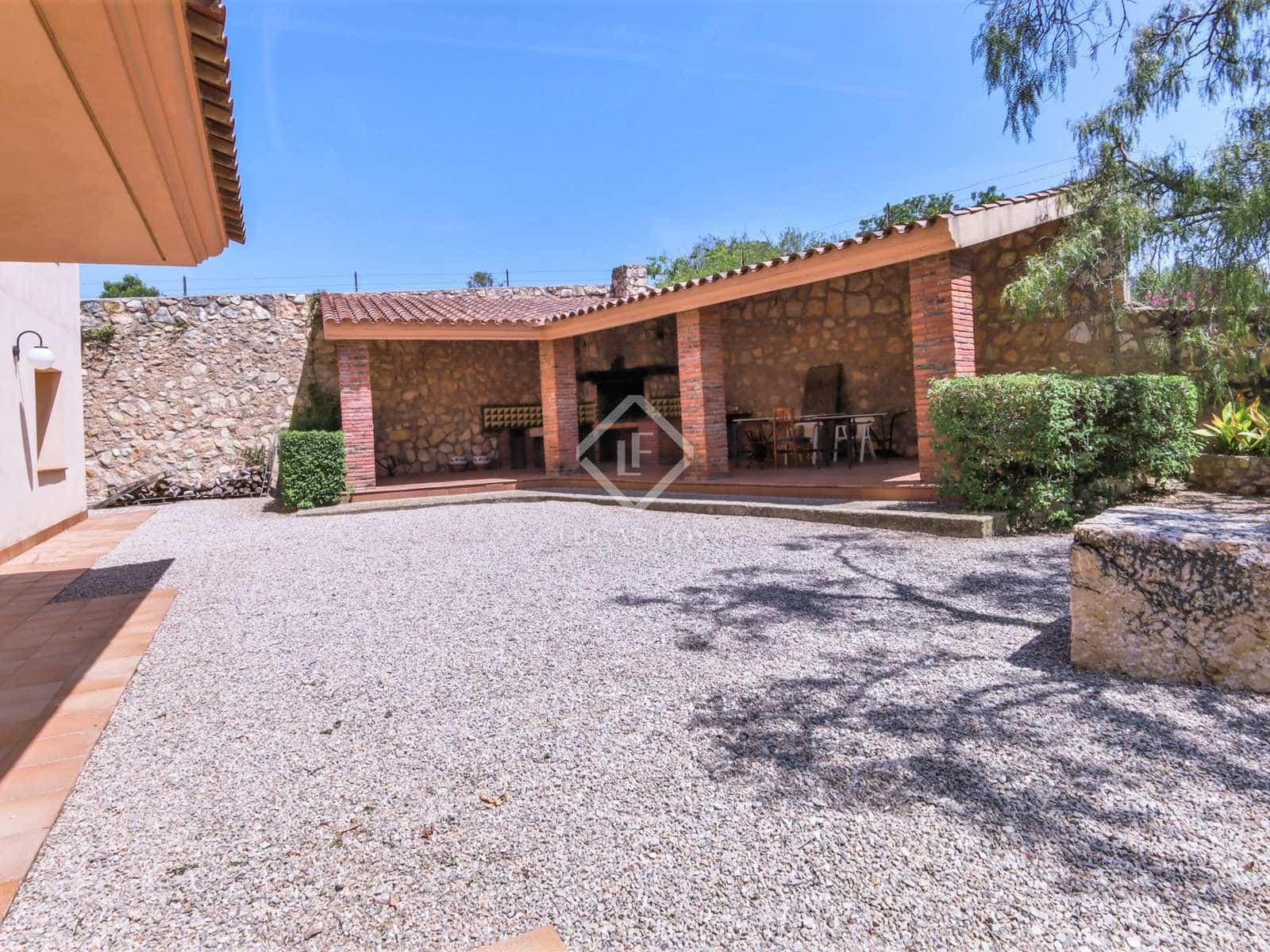 7 slaapkamer Villa te koop in Tarragona stad met zwembad garage - € 975.000 (Ref: 6884707)