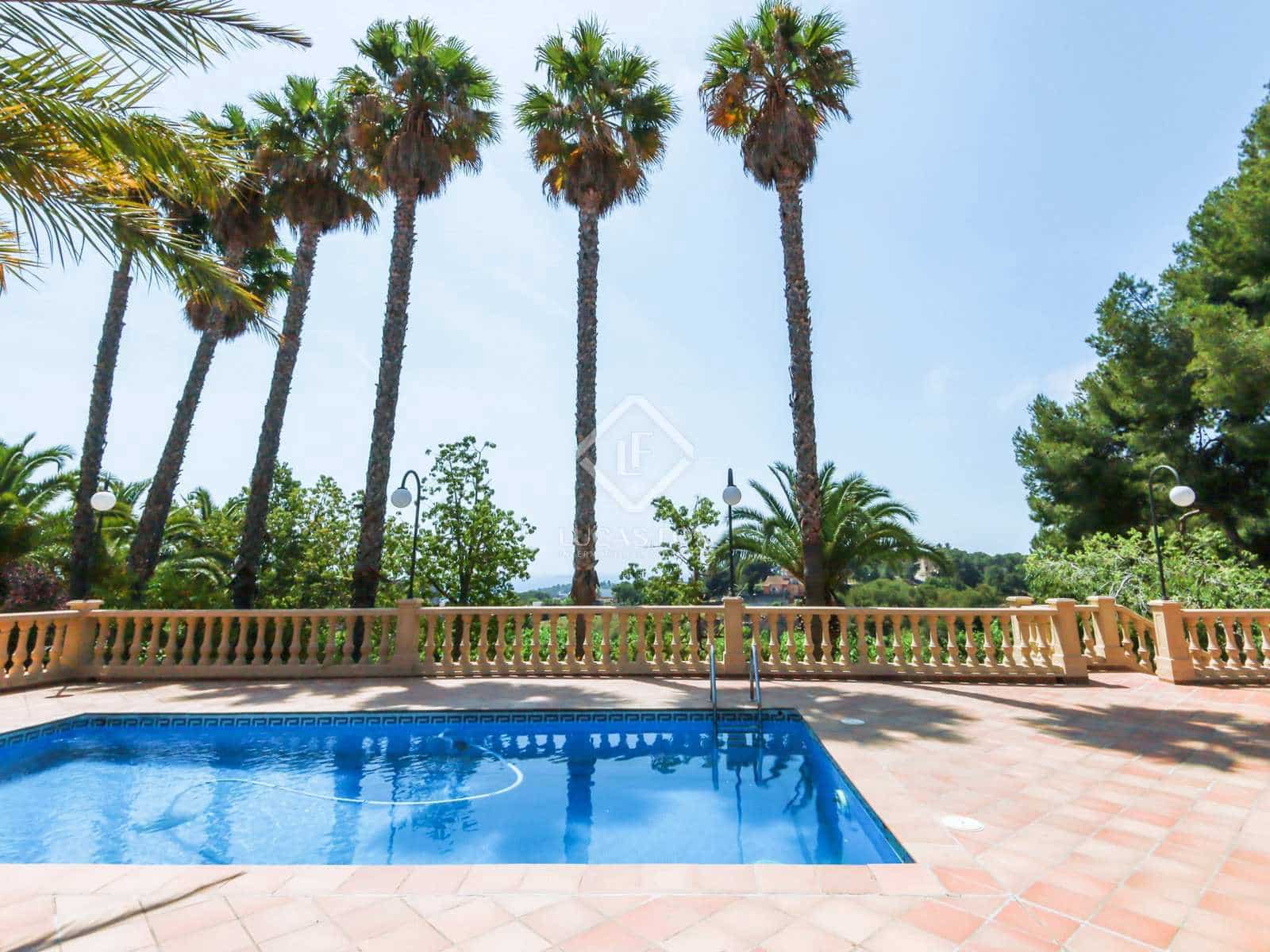 7 slaapkamer Villa te koop in Tarragona stad met zwembad garage - € 975.000 (Ref: 6884707)