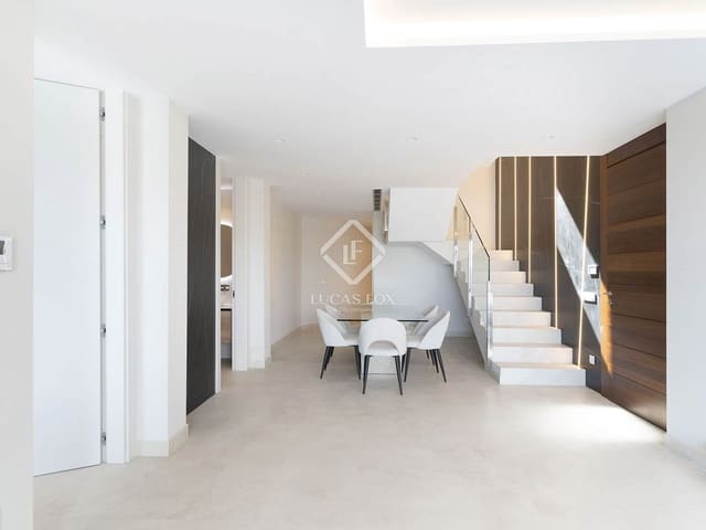 4 slaapkamer Appartement te koop in Benidorm met zwembad garage - € 1.650.000 (Ref: 6893287)